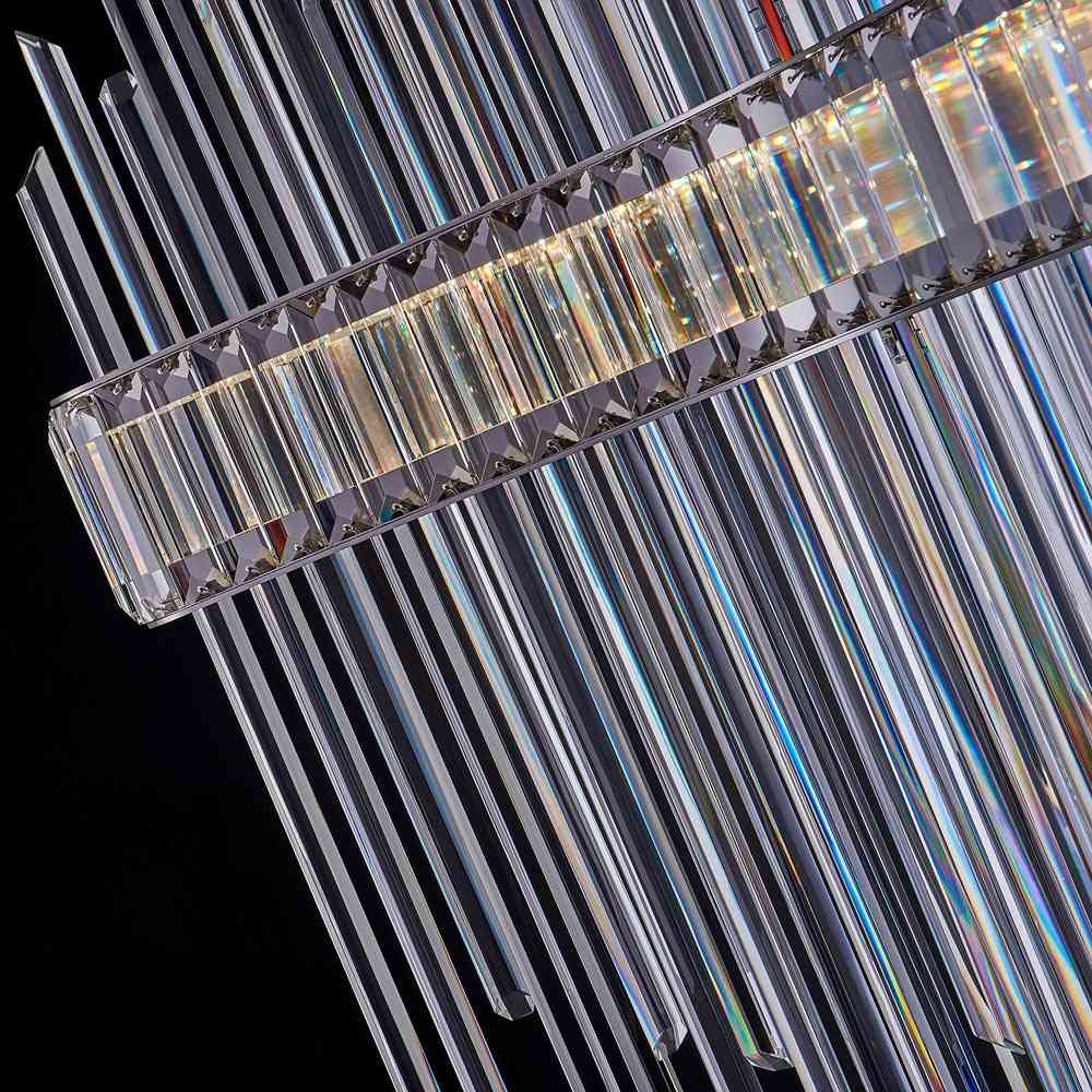 Piovere LED Chandelier in Detail.