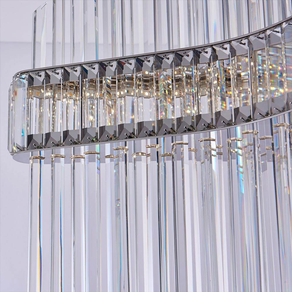 Piovere LED Chandelier in Detail.