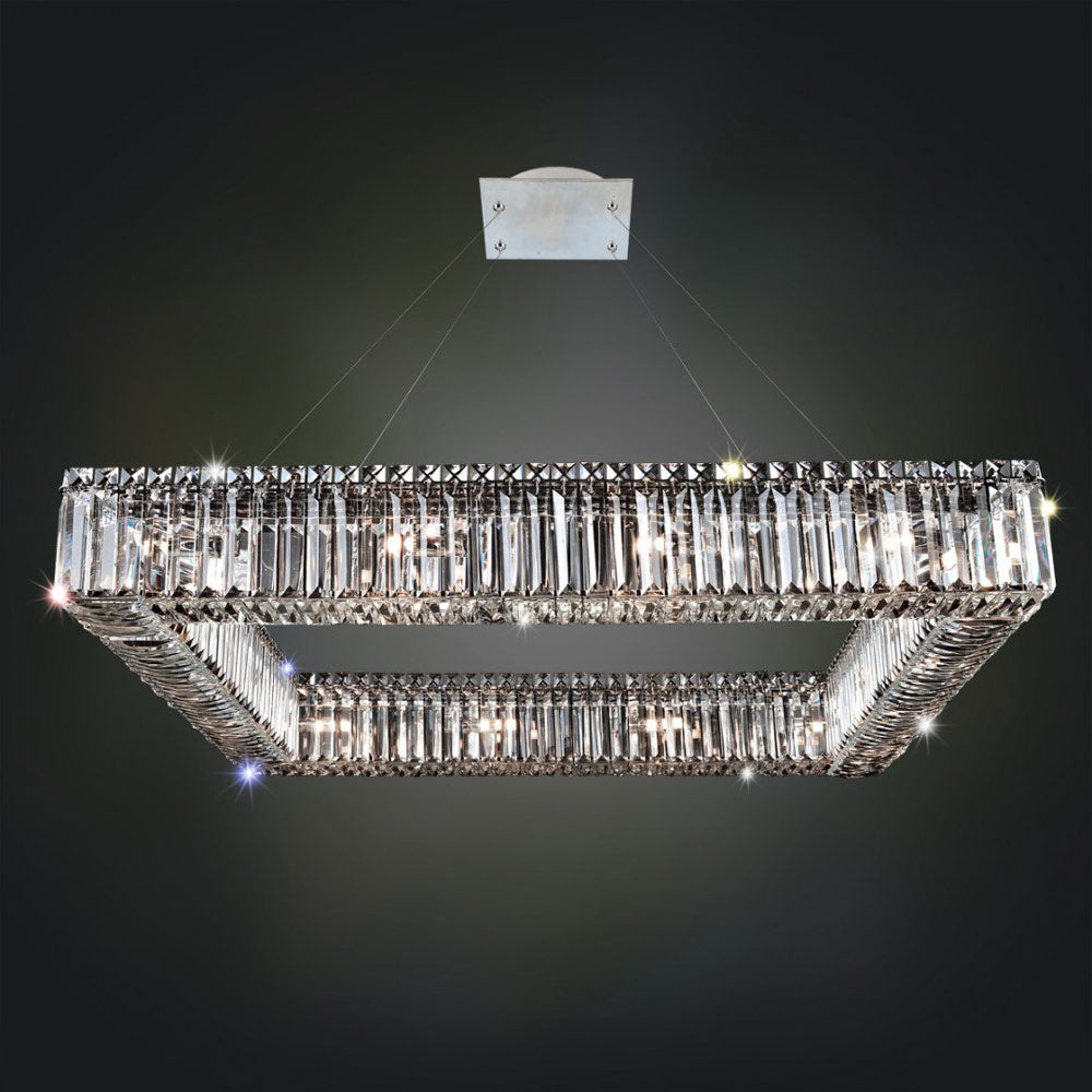 Quadro Chandelier in Detail.