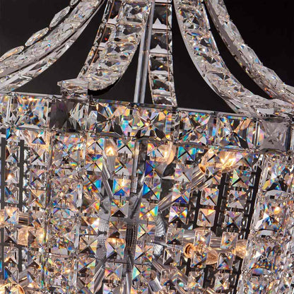 Scudo Chandelier in Detail.