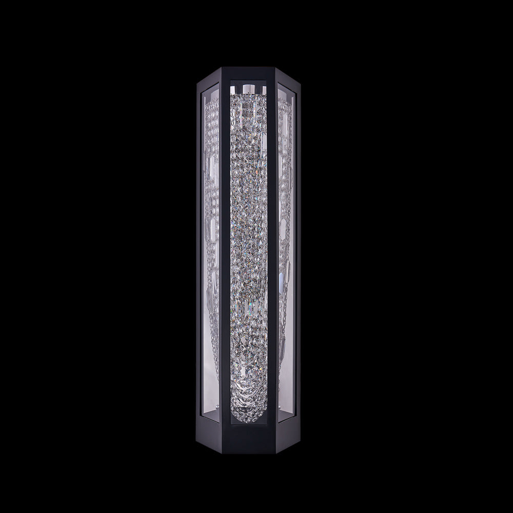 Strati Outdoor LED Wall Light in Detail.
