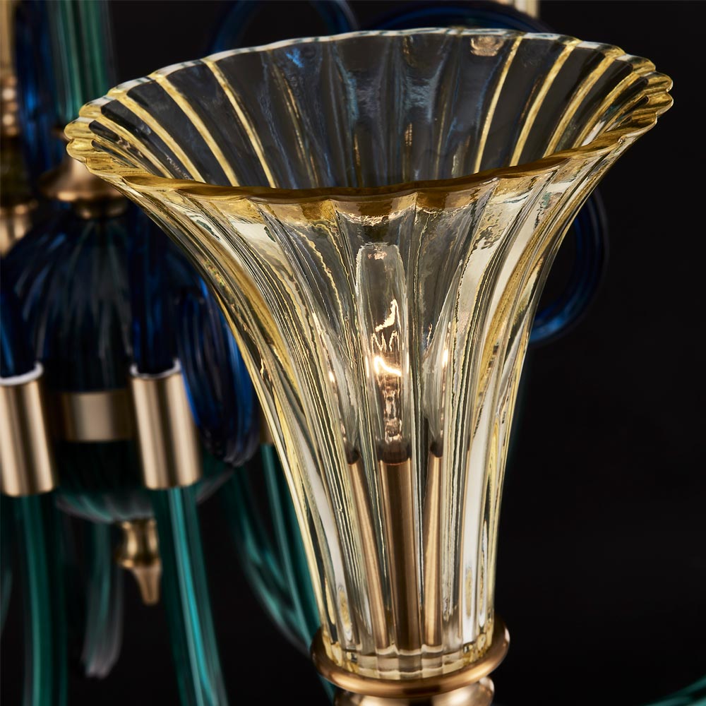 Tinta Chandelier in Detail.
