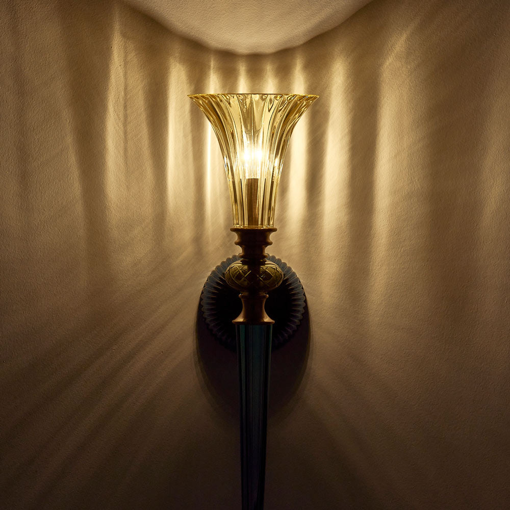 Tinta Wall Light in Detail.
