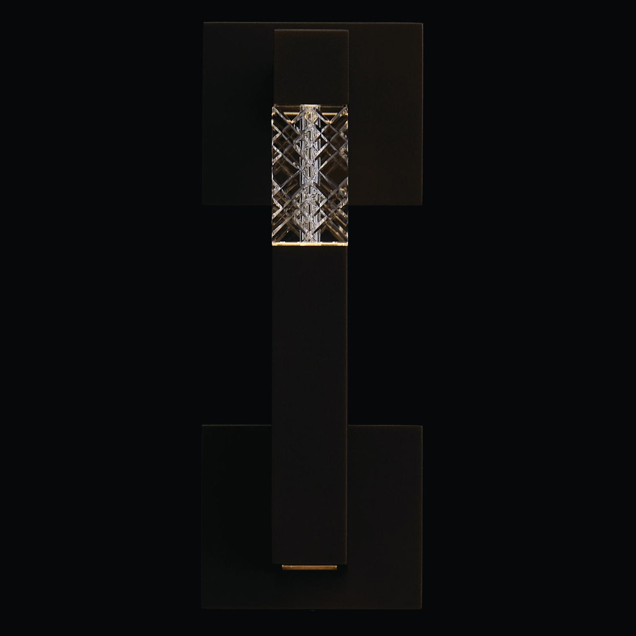 Tirare Outdoor LED Wall Light in Detail.