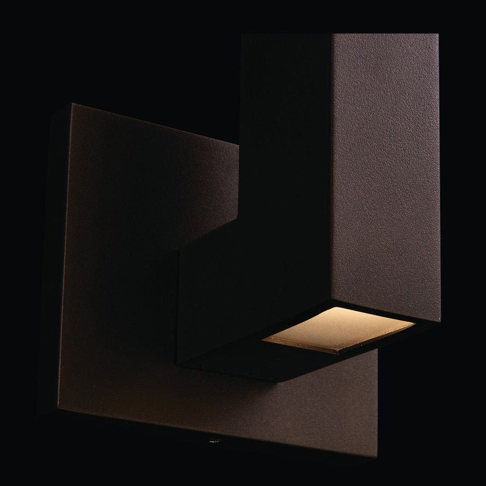 Tirare Outdoor LED Wall Light in Detail.