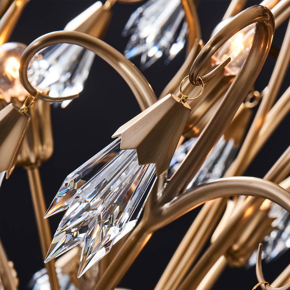 Tulipani Chandelier in Detail.