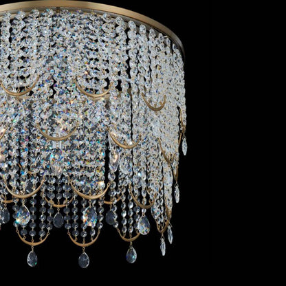 Vezzo Chandelier in Detail.