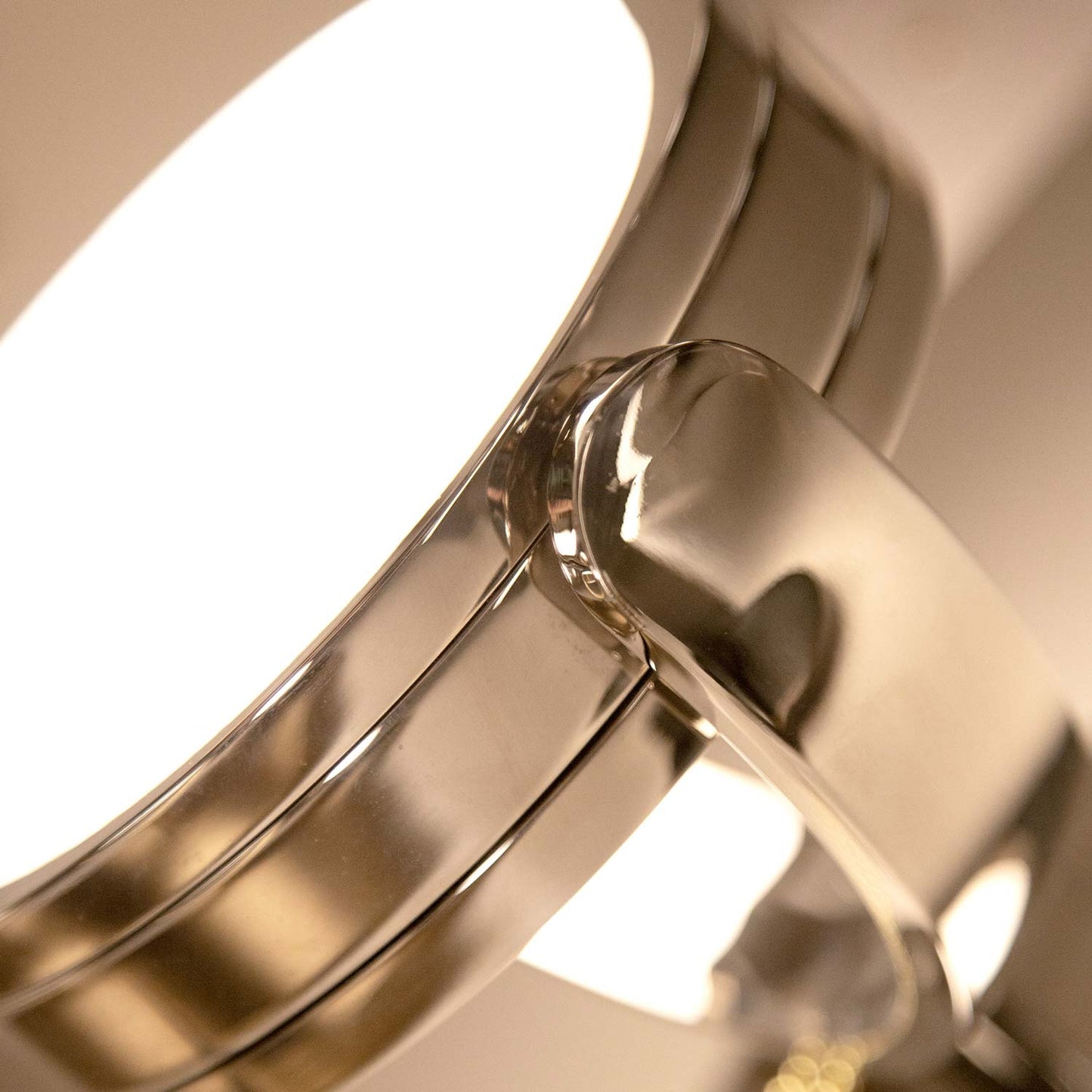 Blanco LED Wall Light in Detail.