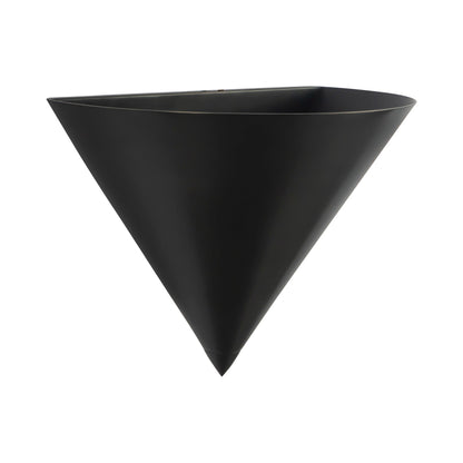 Versus Single Wall Light in Detail.