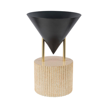 Versus Table Lamp in Detail.