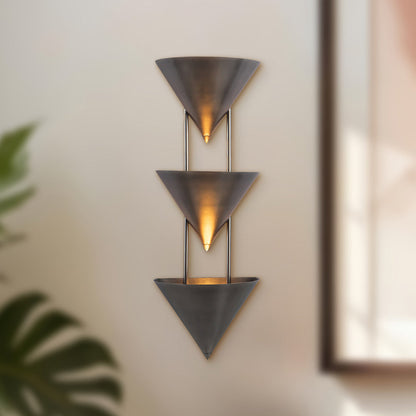 Versus Wall Light in Detail.