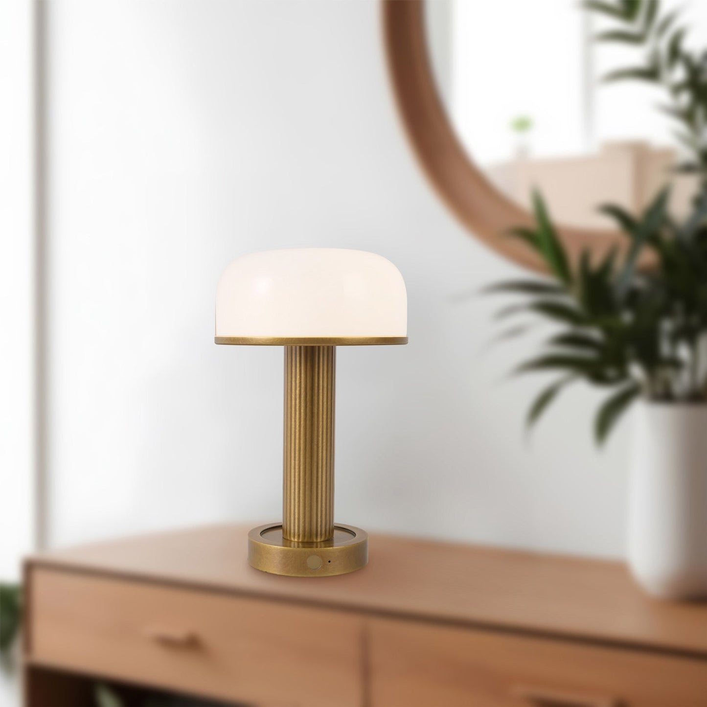 Vienna LED Rechargeable Table Lamp in Detail.