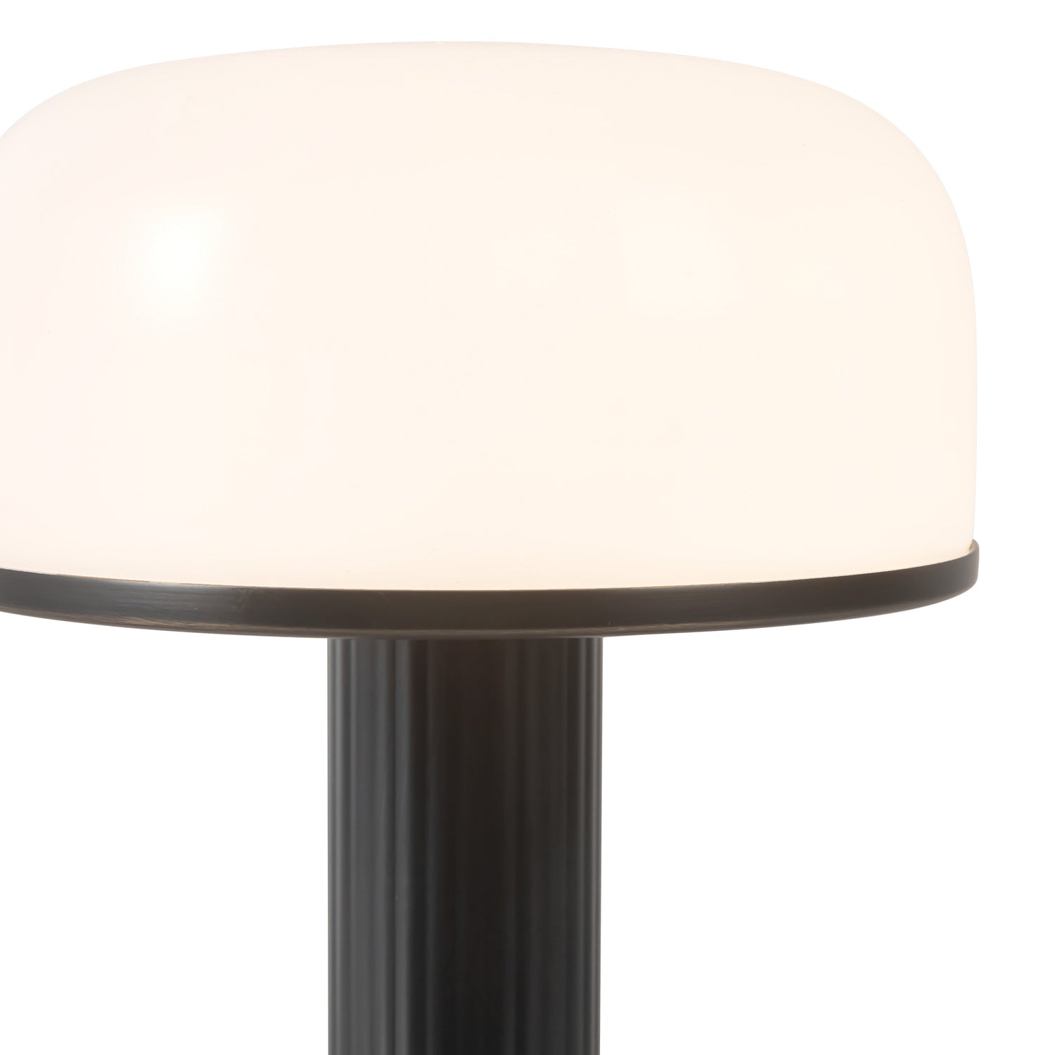 Vienna LED Rechargeable Table Lamp in Detail.