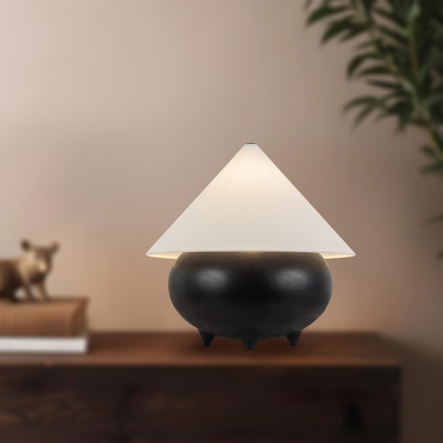 Rowan Table Lamp in Detail.