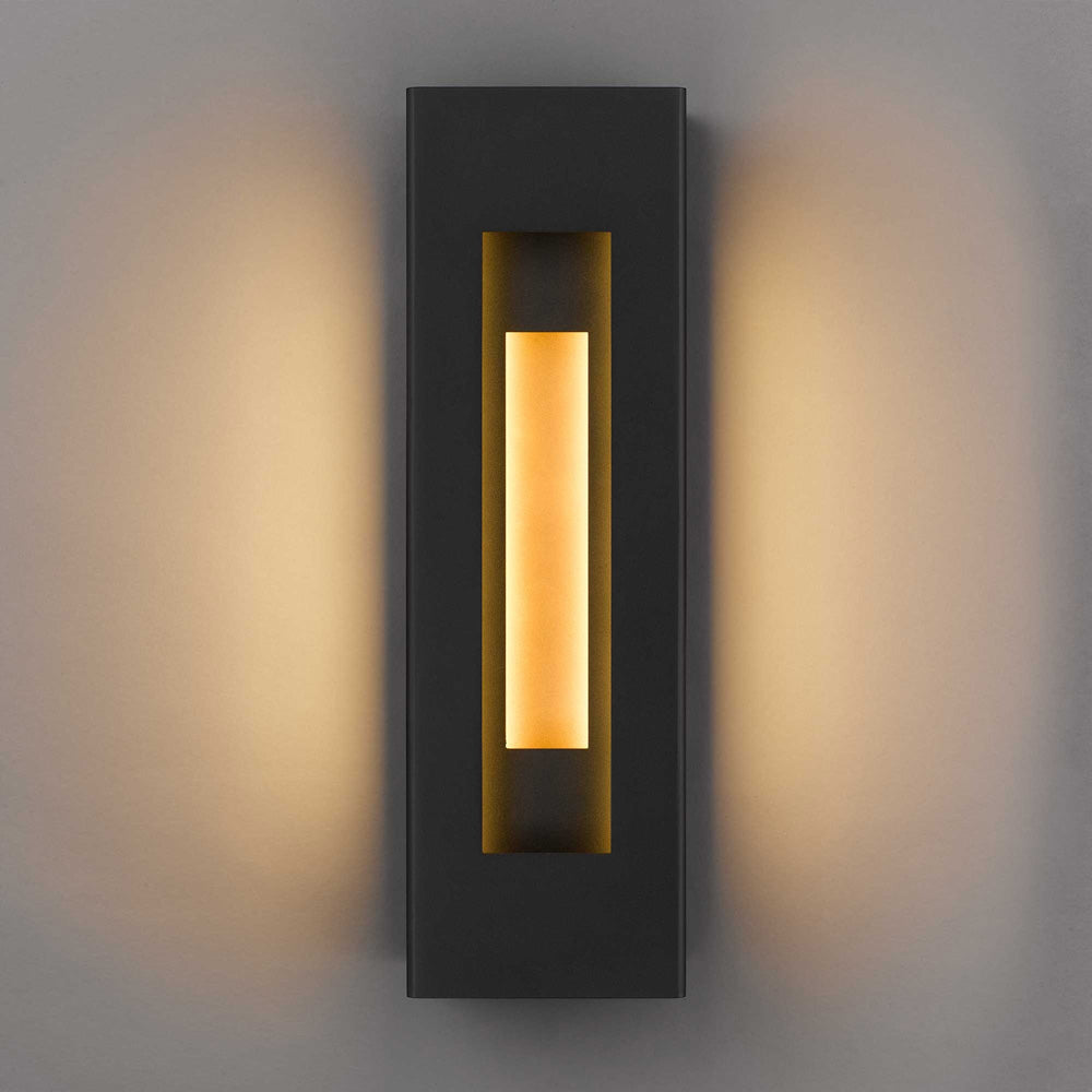 Layer Outdoor LED Wall Light in Detail.