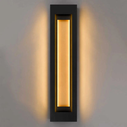 Layer Outdoor LED Wall Light in Detail.