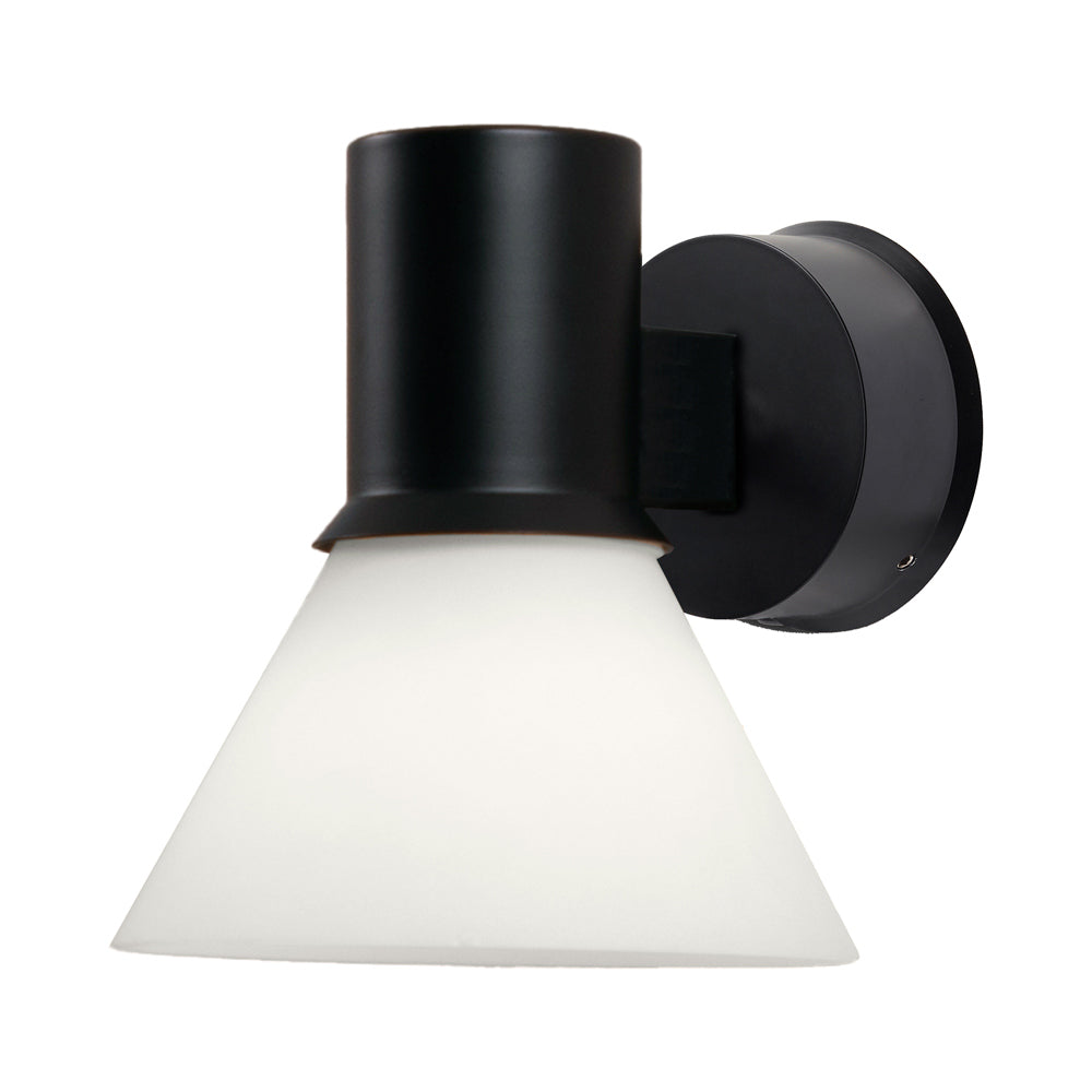 Type 80 W4 Wall Light.