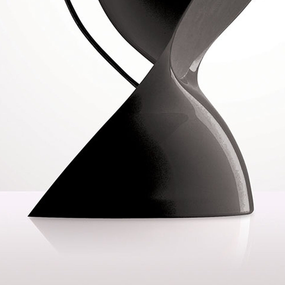 Dalu Table Lamp in Detail.