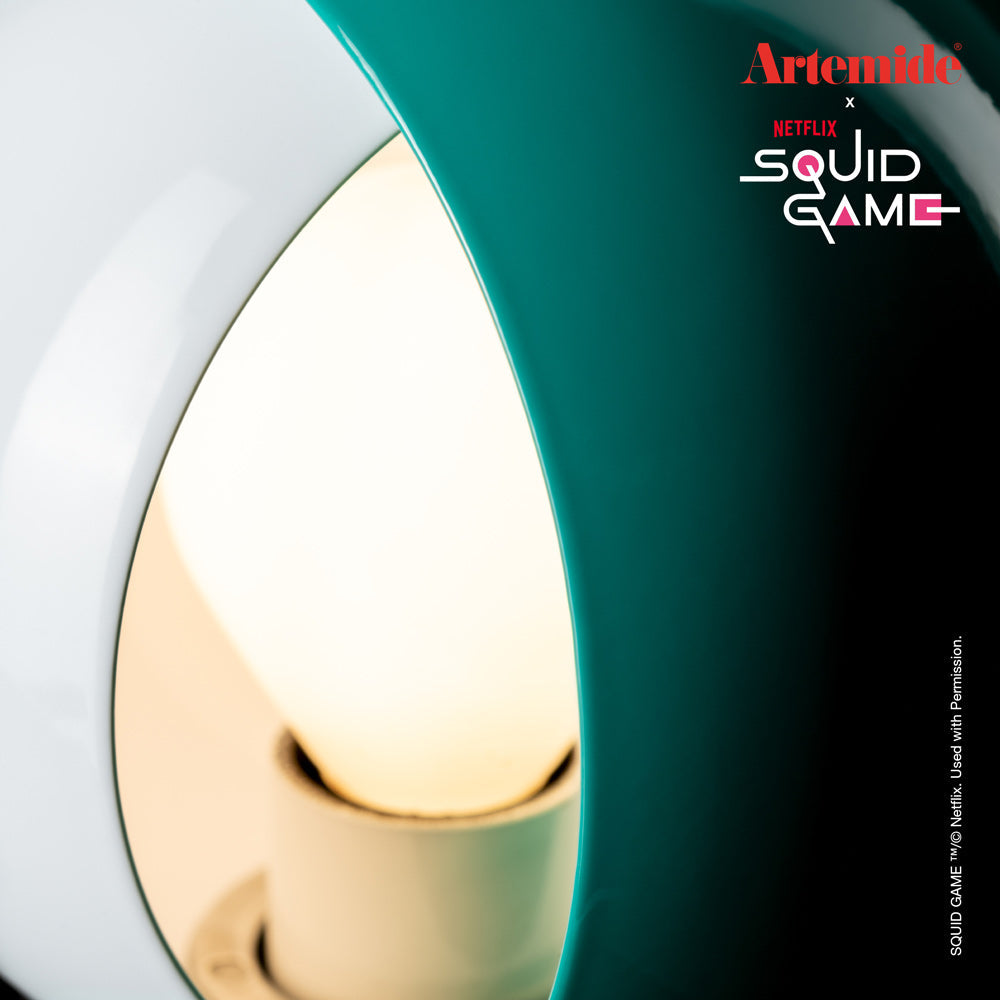 Eclisse Squid Game Table Lamp in Detail.