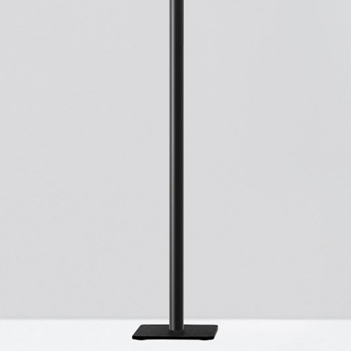 Ilio Mini LED Floor Lamp in Detail.
