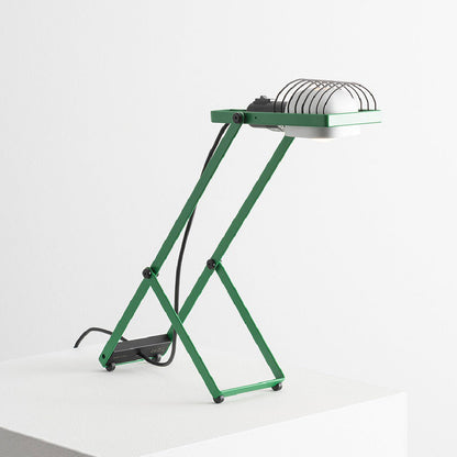 Sintesi Table Lamp in Detail.