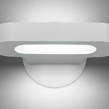 Talo Mini Wall Light in Detail.