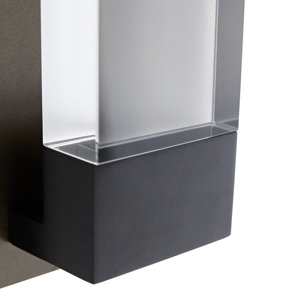 Charlie Outdoor LED Wall Light in Detail.