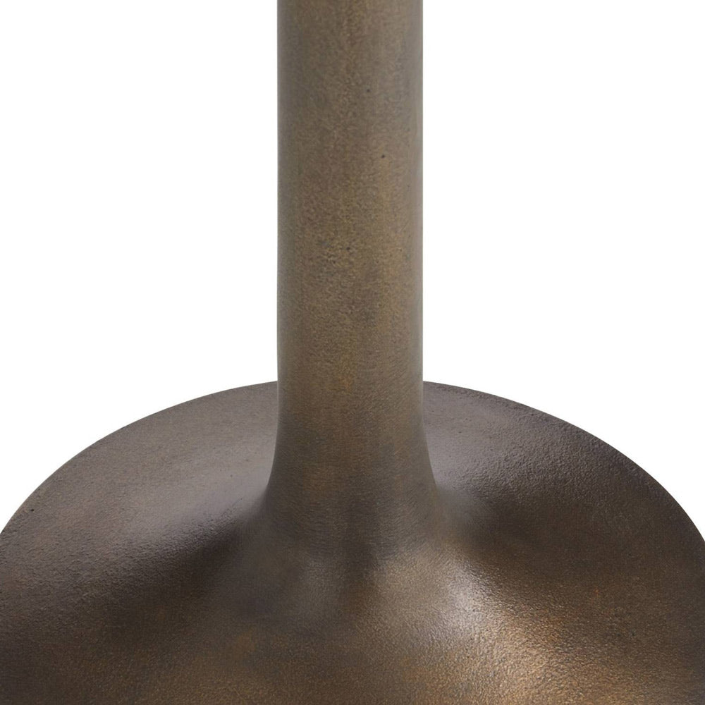 Fleetwood Floor Lamp in Detail.