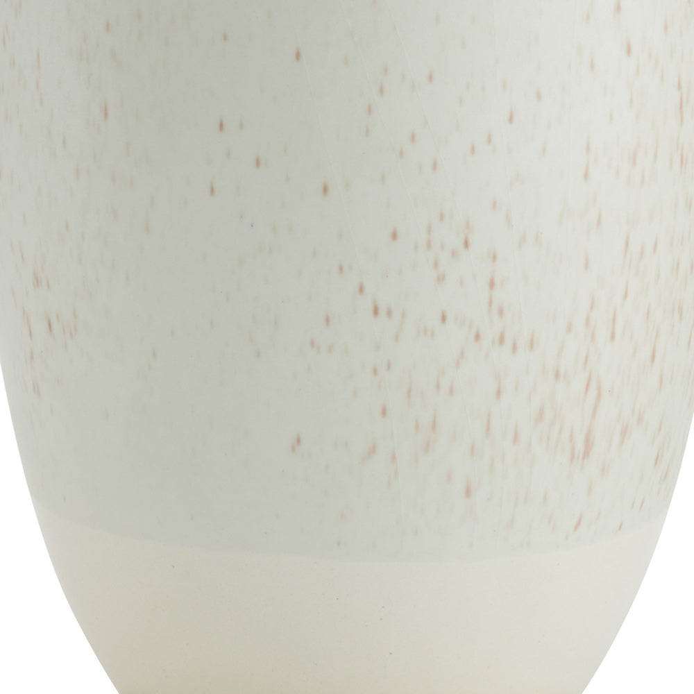 Gola Table Lamp in Detail.
