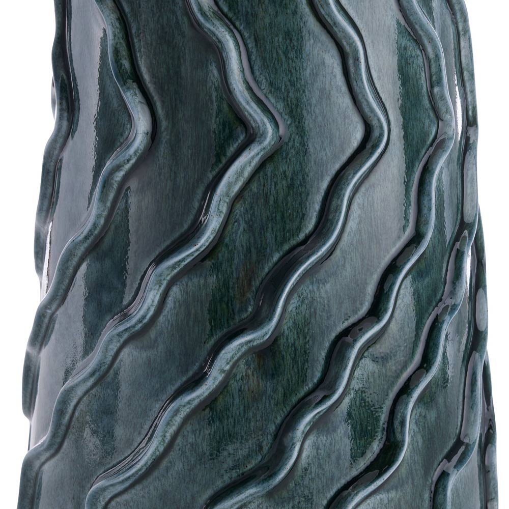 Huron Table Lamp in Detail.
