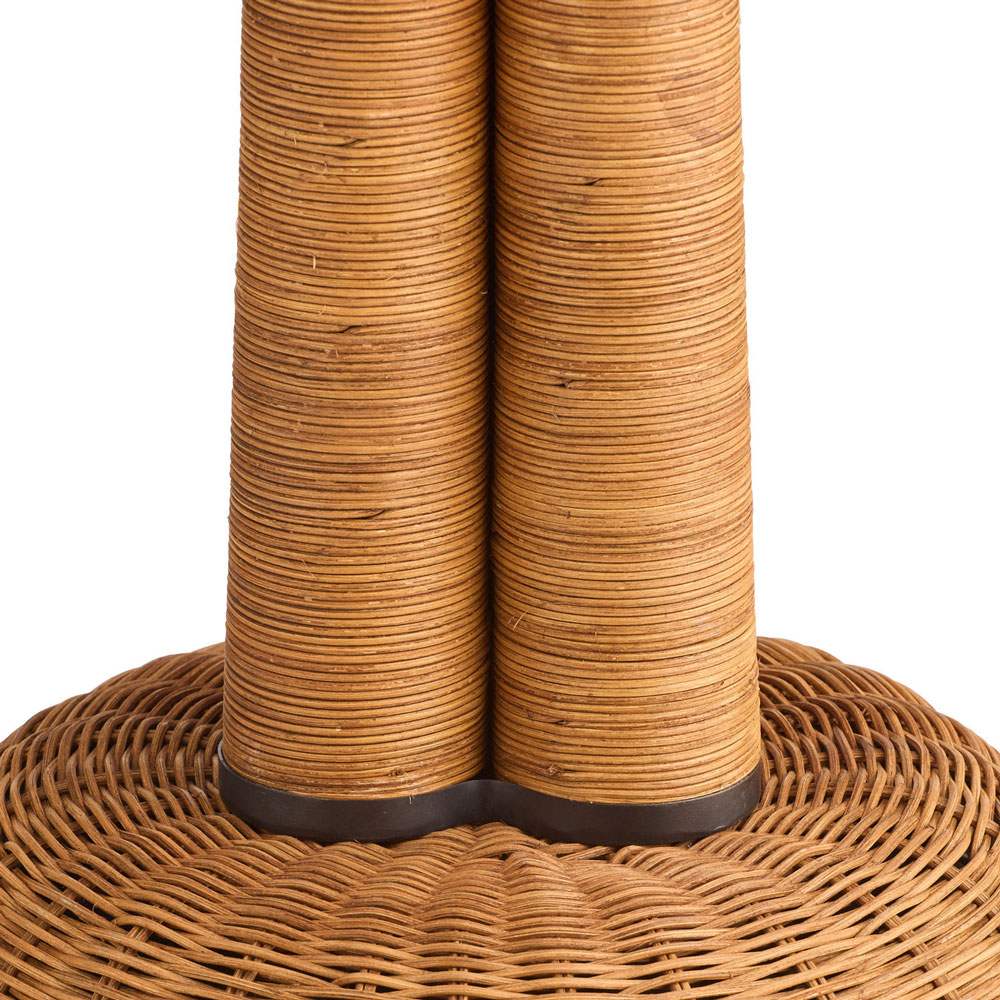 Italia Floor Lamp in Detail.