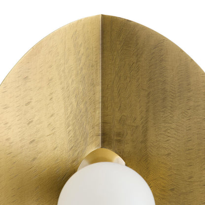 Itzia Bath Vanity Light in Detail.