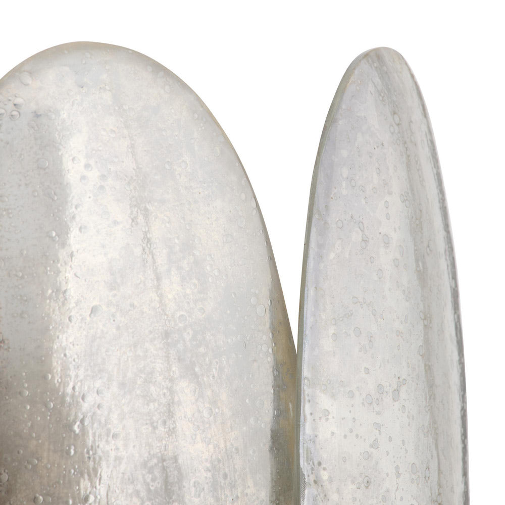 Izara Wall Light in Detail.