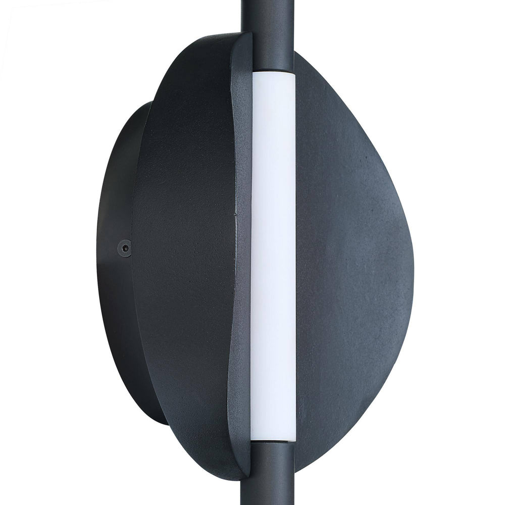 Luna LED Wall Light in Detail.