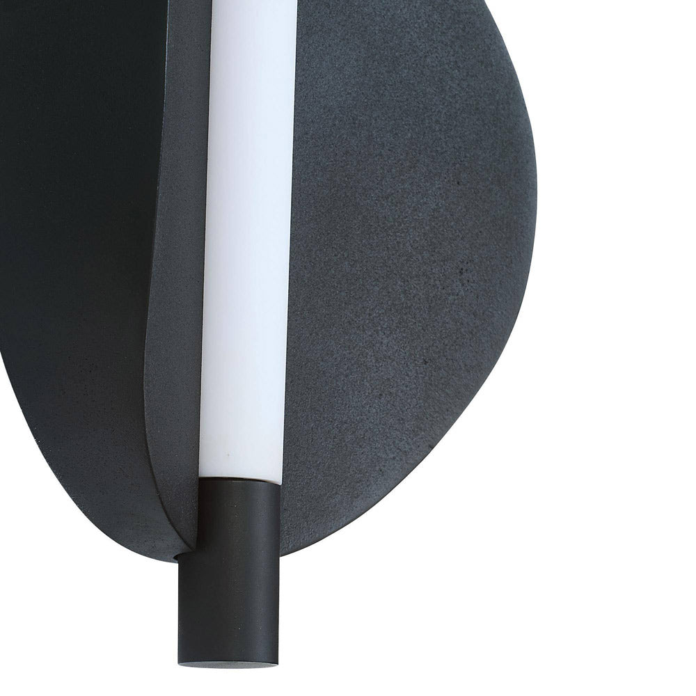 Luna LED Wall Light in Detail.