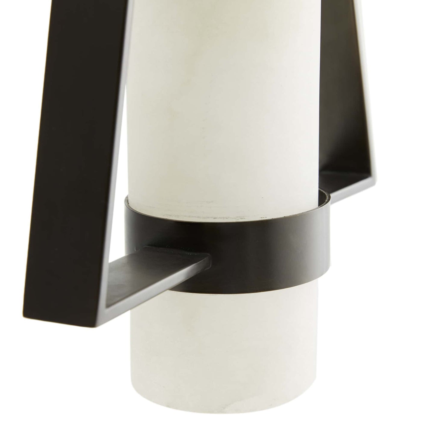 Rozuko Pendant Light in Detail.