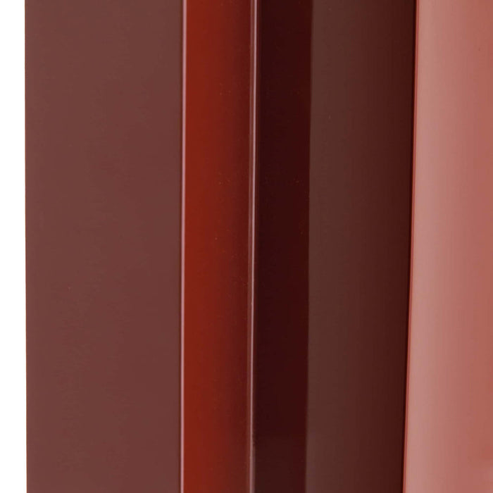 Ruby Table Lamp in Detail.