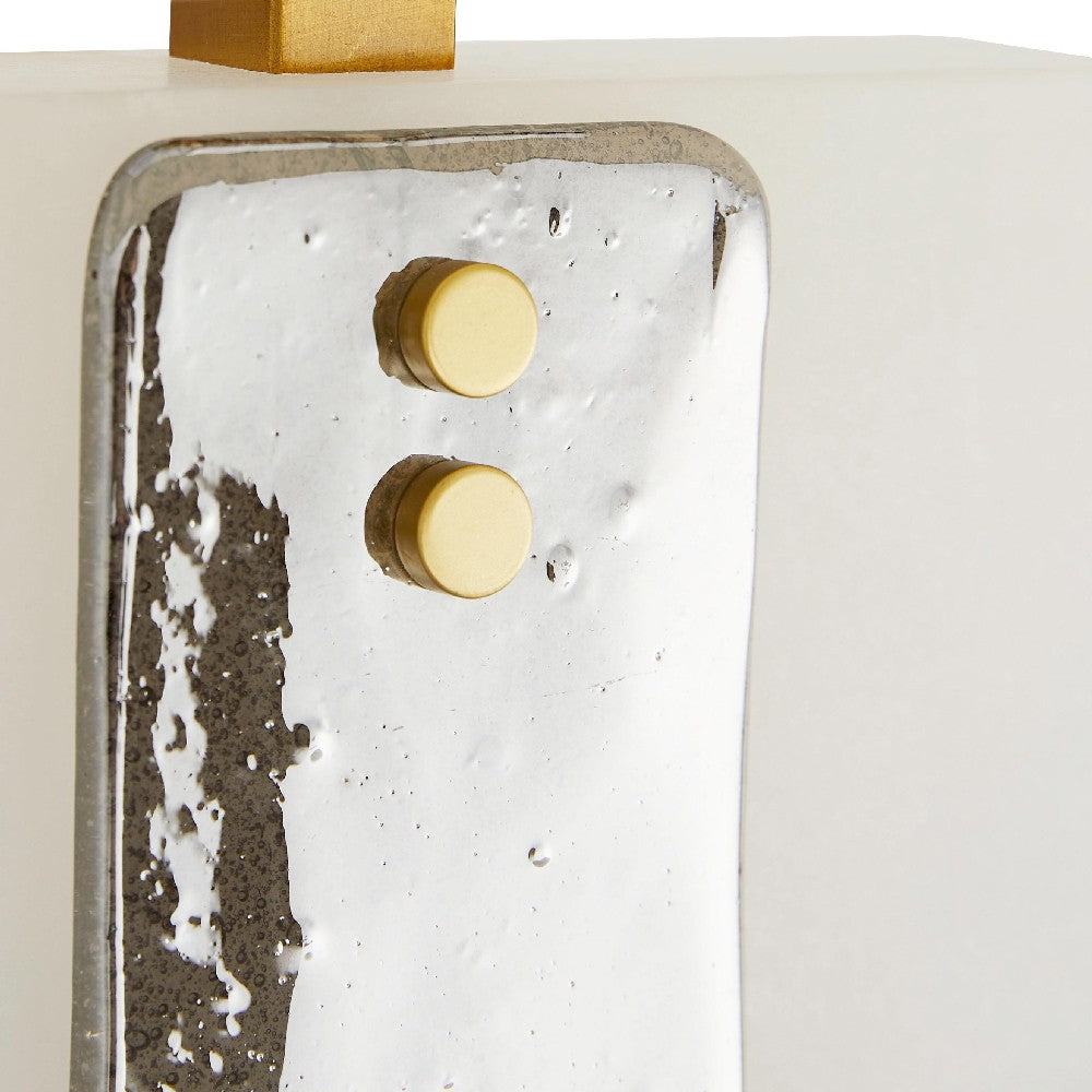 Uriah Table Lamp in Detail.