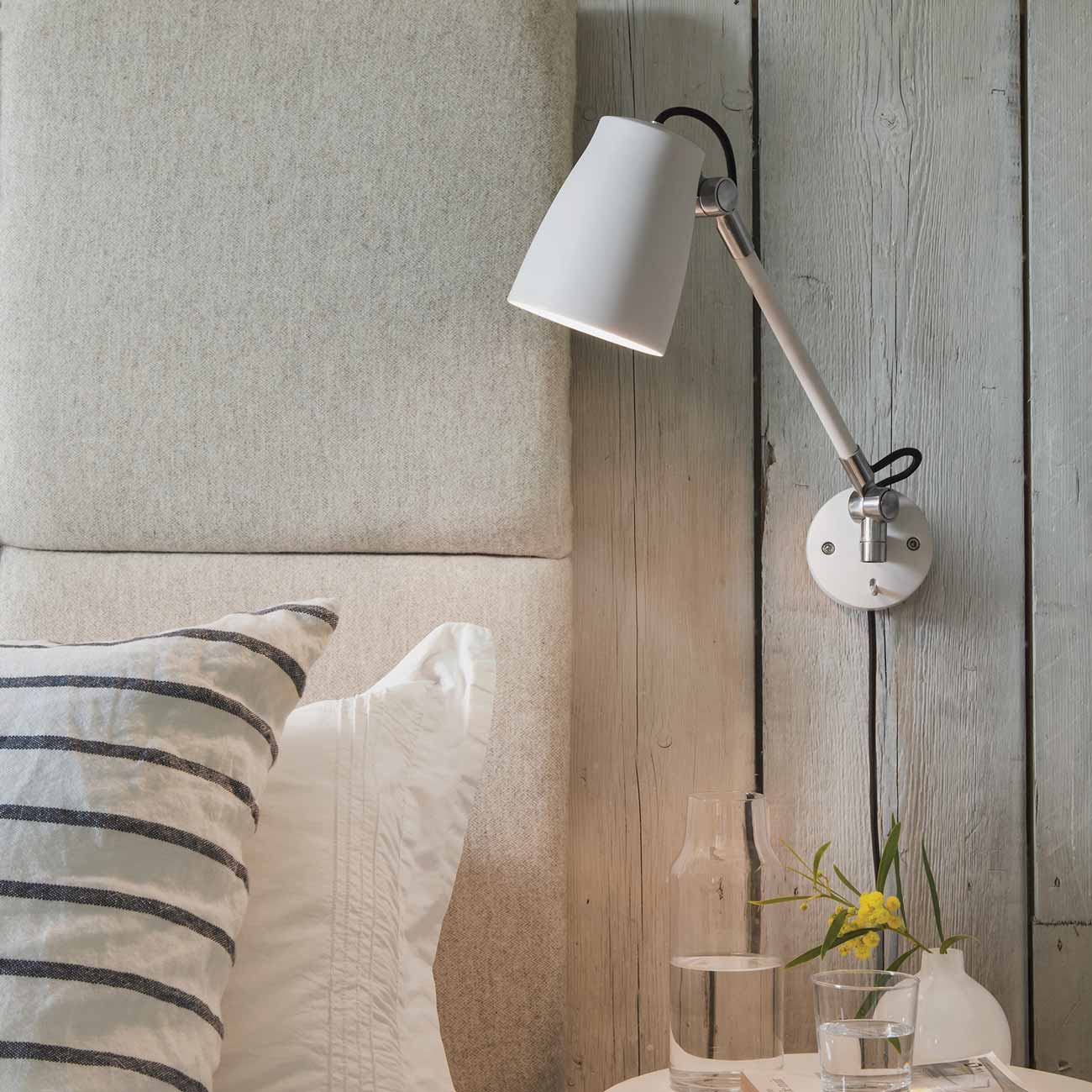 Atelier Grande Wall Light in bedroom.