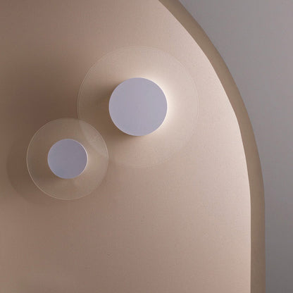 Halftone Bath Wall Light in Detail.