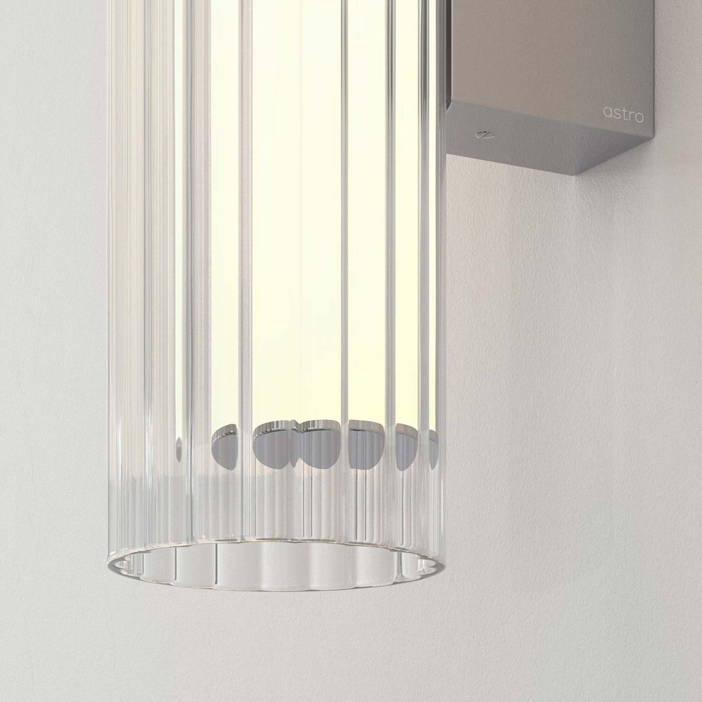 io LED Wall Light in Detail.