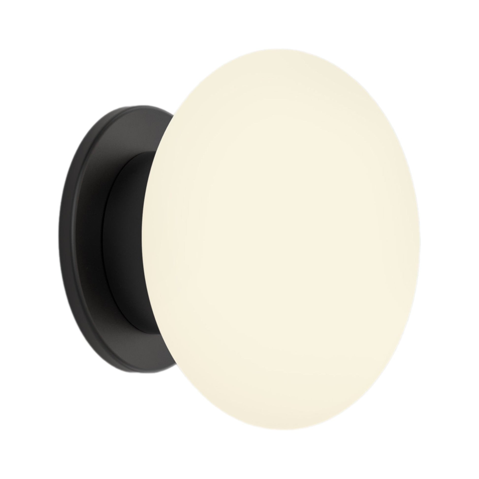 Zeppo Bath Wall Light in Matt Black.