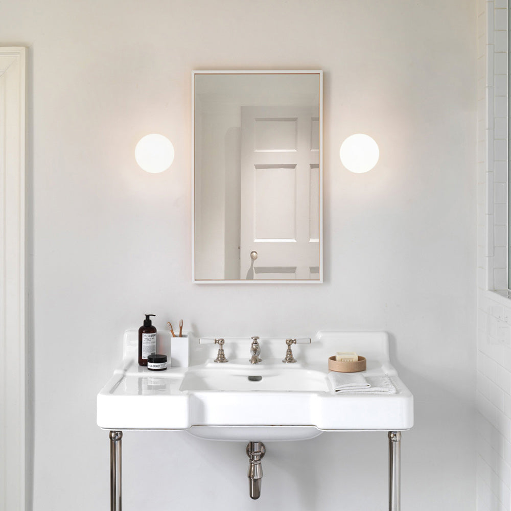 Zeppo Bath Wall Light in bathroom.