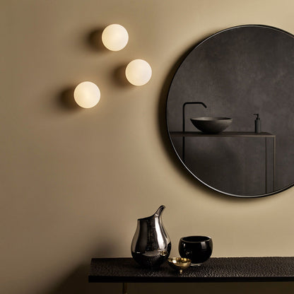 Zeppo Bath Wall Light in bathroom.