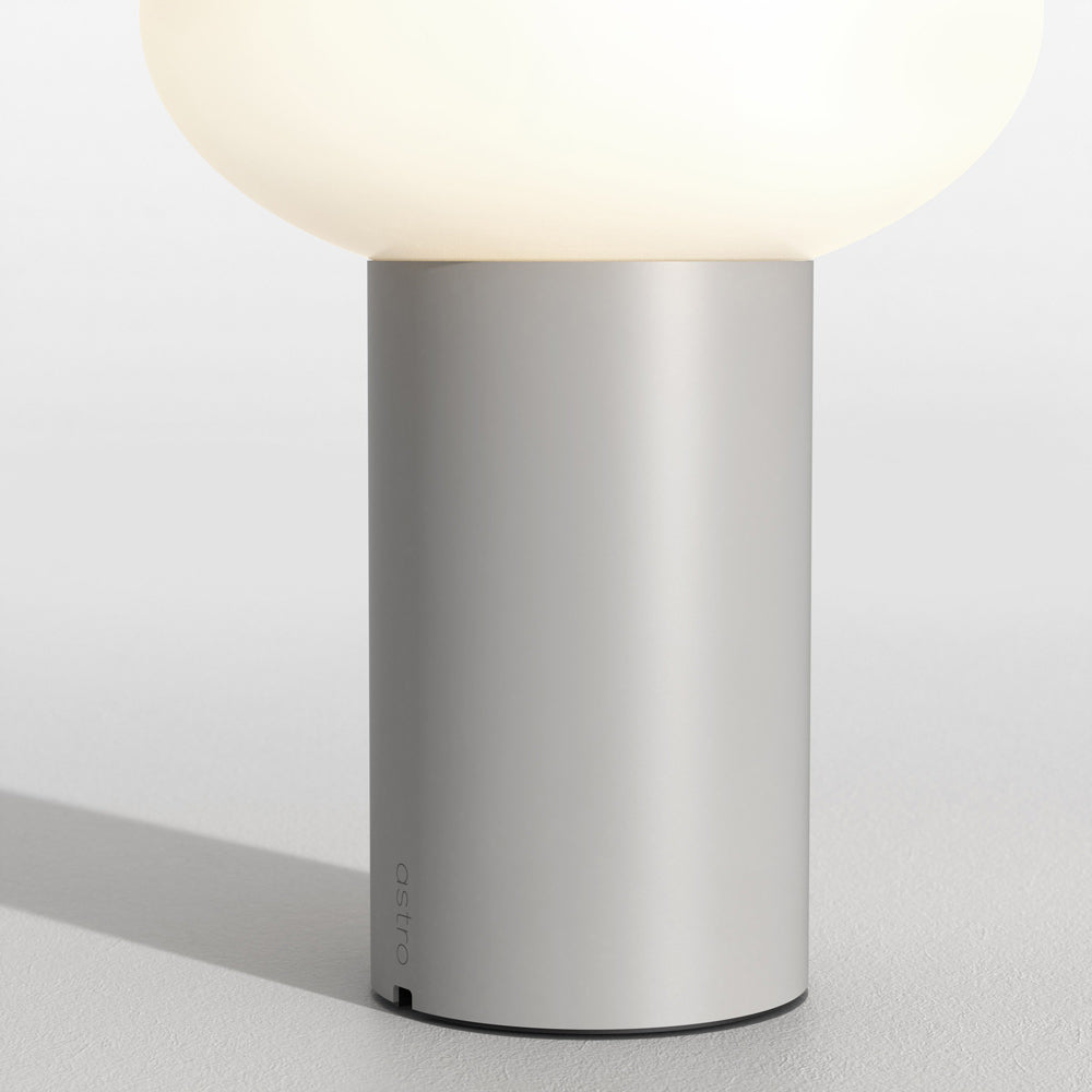 Zeppo LED Portable Table Lamp in Detail.