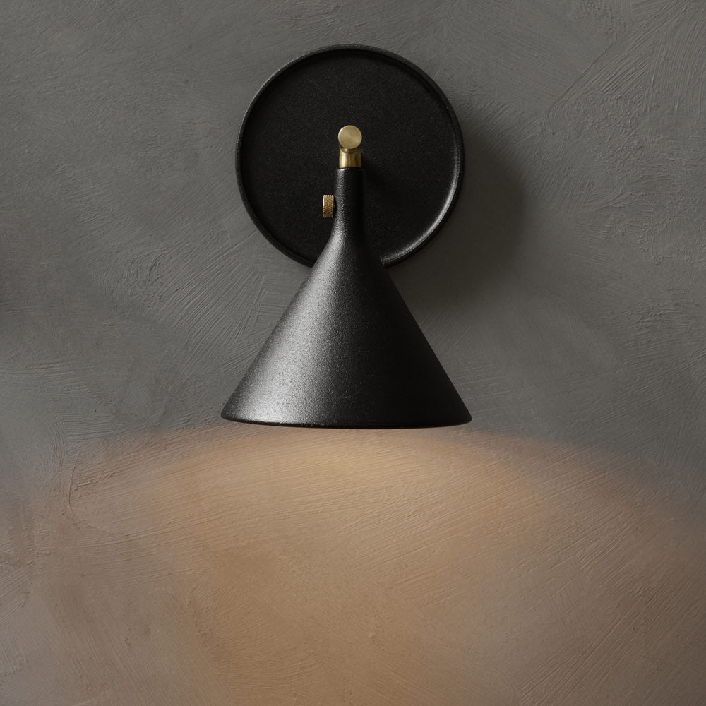Cast Outdoor Wall Light in Detail.