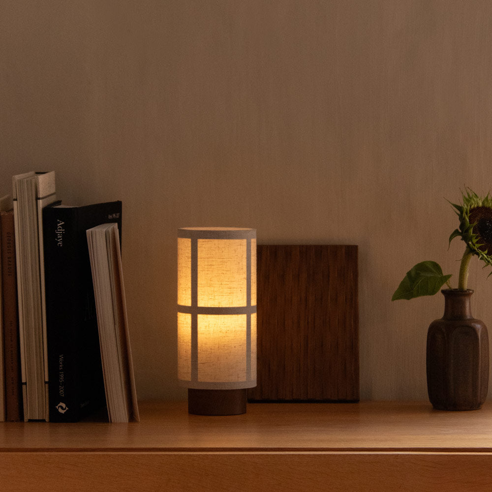 Hashira LED Rechargeable Table Lamp in Detail.