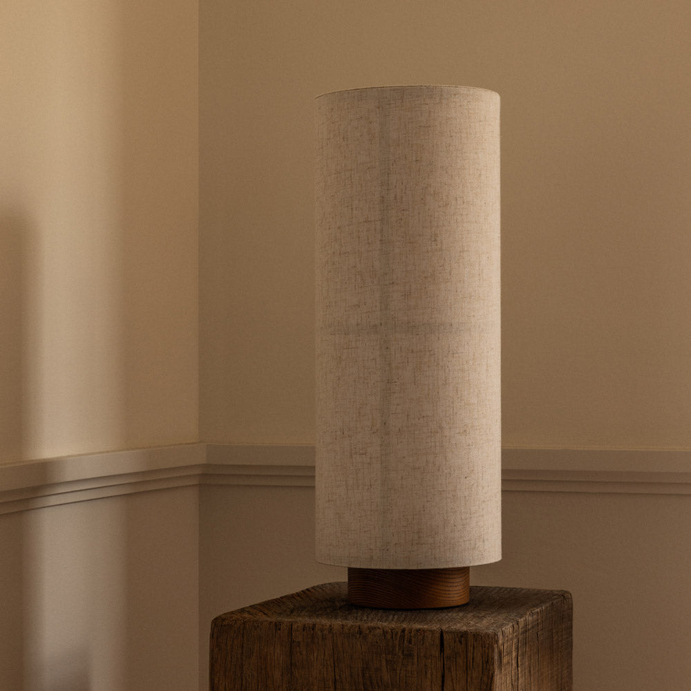 Hashira Table Lamp in Detail.