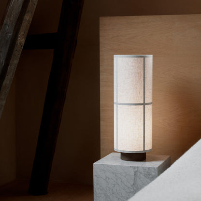 Hashira Table Lamp in Detail.