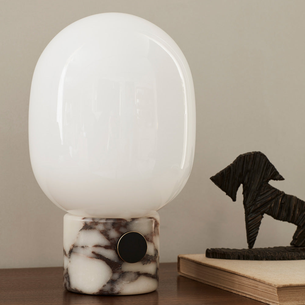 JWDA Table Lamp in Detail.
